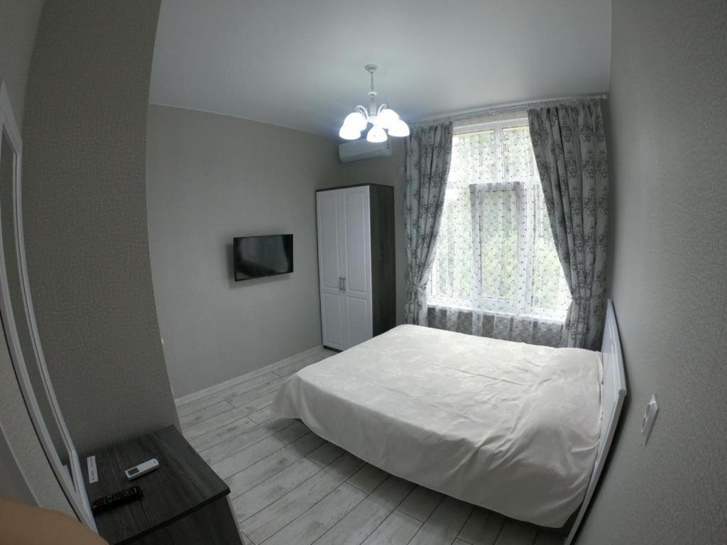 Гостевой Дом "Ласточкино Гнездо" Tsandrypsh Exterior foto